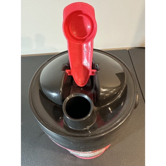 New Igloo Sport Beverage Cooler 1/2 Gallon Capacity With Hooks- Pink - Picture 7 of 9